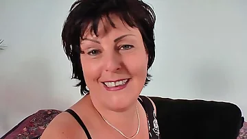 Mature milf fisting mare milks young cock - Utter