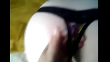 VID redhead girlfriend showing ass&period;3gp