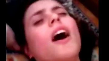 Homemade amateur Arab gf fucking close up