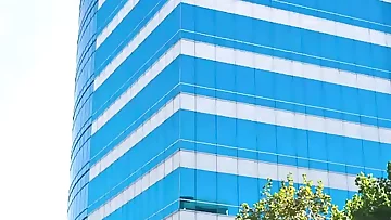 Brazzers - Hefty Butts Like It Hefty -  Anal Coverage scene starring Nyomi Banxx & James Deen