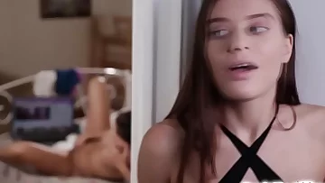 Lana and Harper squirting lesbian camgirls