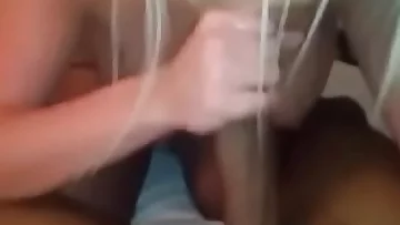 Blond Gal gives amazing Head