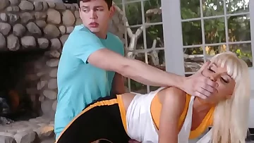 Pervert and girl screaming yes stepdaddy Stretching Your Step-mother