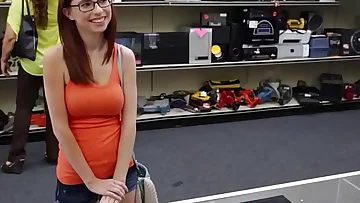 Redhead pawner teenie riding lollipop for cash