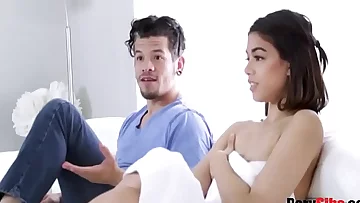 stepBrother fingers stepsister in front of stepDad&excl;