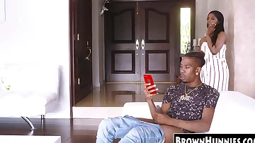 Chocolate delight Sarah Banks worshiping huge dark-hued dick