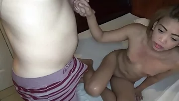 Filipino muff feels good says Japan guy