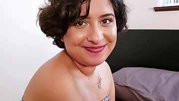 Shy Arab nymph fucks her friend's roommate