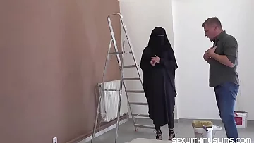 Muslim girl shags with lazy painter