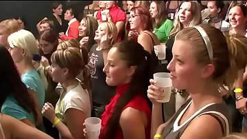 Rigid core gang poke in night club