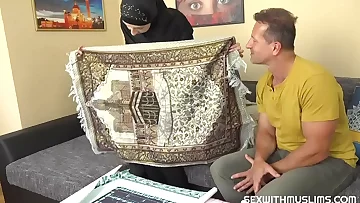 Muslim thanks her husband with amazing fuck