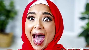 A clash in culture has made it impossible for Peter Green and his Arab girlfriend to have sex&period; But now it's x-mas and the time to eventually pound Babi Star has come&excl;