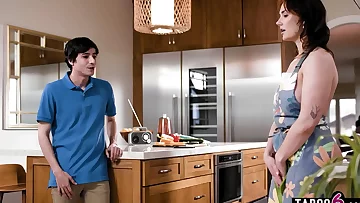 Big ass Cougar stepmom Siri Dahl anal invasion fucked by her tiny stepson in the kitchen