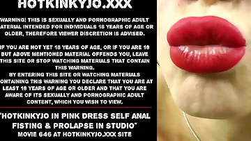 Hotkinkyjo in rosy dress self anal going knuckle deep & rosebutt in studio