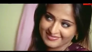 Anushka's Scorching Vignette From a Telugu Vid