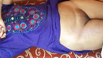 Desi Bhabhi bare infront of Tat Boy Husband recrds