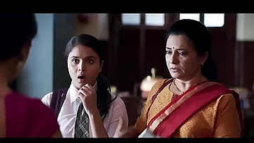 Zeal story gig Kiara advani steaming bosom