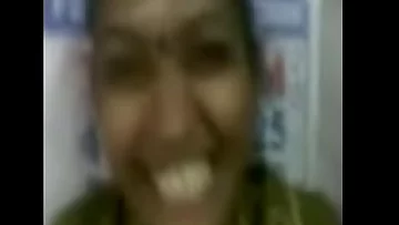 Tamil aunty providing bj for her fellow Kanchi MMS