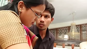 Dude impatiently waiting to fumble aunty melons utter flick http://shrtfly.com/fz0IhSq