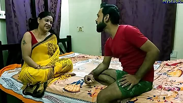 Friendly romance with super-fucking-hot cougar aunty&colon;&colon; She could not leave behind my butt and fucking&excl;&excl; with sloppy audio