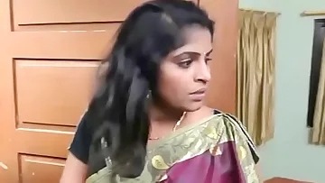 s&period; Indian Aunty Romance with Thief &lpar; 270p &rpar;