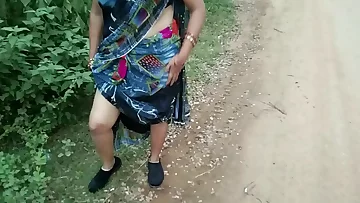 Mega-slut Aunty On Railed Side Ask For Hoist Then She Give Her Cunt On My Guest room Slot Night I Screw Her Rock hard