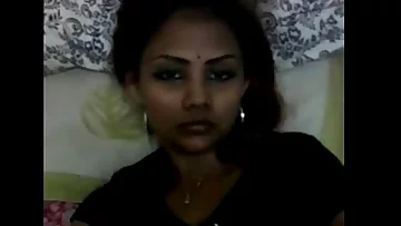 Tamil lady finger-tickling labia