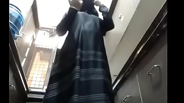 indian muslim aunty taunting gams
