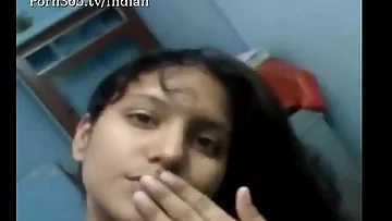 super-cute indian gal self bare vid mms