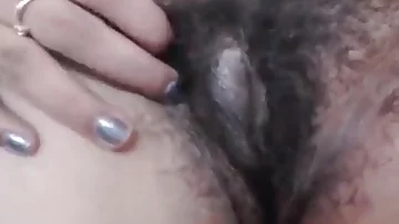 Fresh desi indian aunty self made unwrap and getting off flick