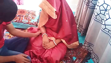 Indian stunning Anjali Bhabhi is instructing her Brother-in-law to have hump