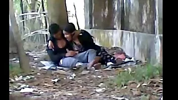 Desi adorable indian paramour fellating meaty shaft in public park