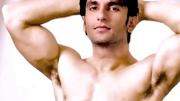 Bollywood actor Ranveer Singh Caught sans undergarments