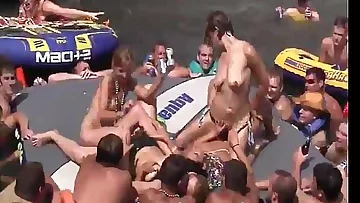 YouPorn - Random Squeaks Gobbling Out Soiree Chicks in Public