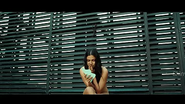 Amala Paul Indian actress bare deleted sequence