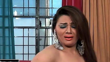 GHAZAL CHAUDHARY Fresh BOLLYWOOD MUJRA - PAKISTANI MUJRA DANCE - YouTube