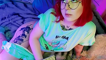 Pulverizing myself with randomly picked fuck-a-thon playthings from my magic cell trailer