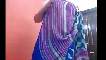 Indian Super-fucking-hot Aunty-Big taut Bobs - YouTube.WEBM