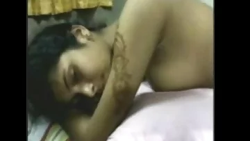 Married Indian Duo Film Themselves Penetrating