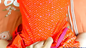 DESI INDIAN BHABHI Smashing HER DEVER