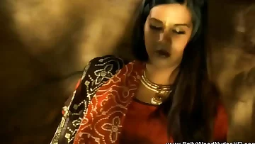 Oh How She Luvs The Day