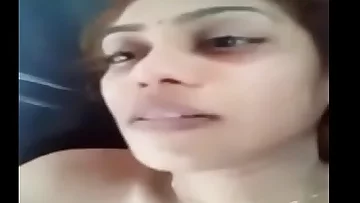 Indian Woman neha oral job in van