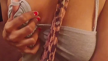 South Indian lily displays off her arse