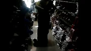 Indian Aunty flashing off assets in supermarket