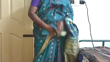 desi indian tamil telugu kannada malayalam hindi wild hotwife wifey vanitha dressed in blue colour saree demonstrating massive milk cans and trimmed vag press rock hard milk cans press nipple fondling vag onanism