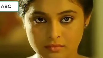 Tamil actress warm melons flashing