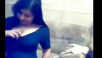 Red-hot DESI Femmes Individual Red-hot super-sexy Mujra Dance in home- (360p)